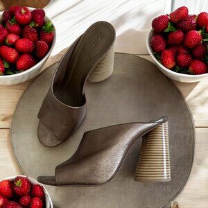 MERCEDES CASTILLO Pewter Metallic Leather Sandals Size 9.5